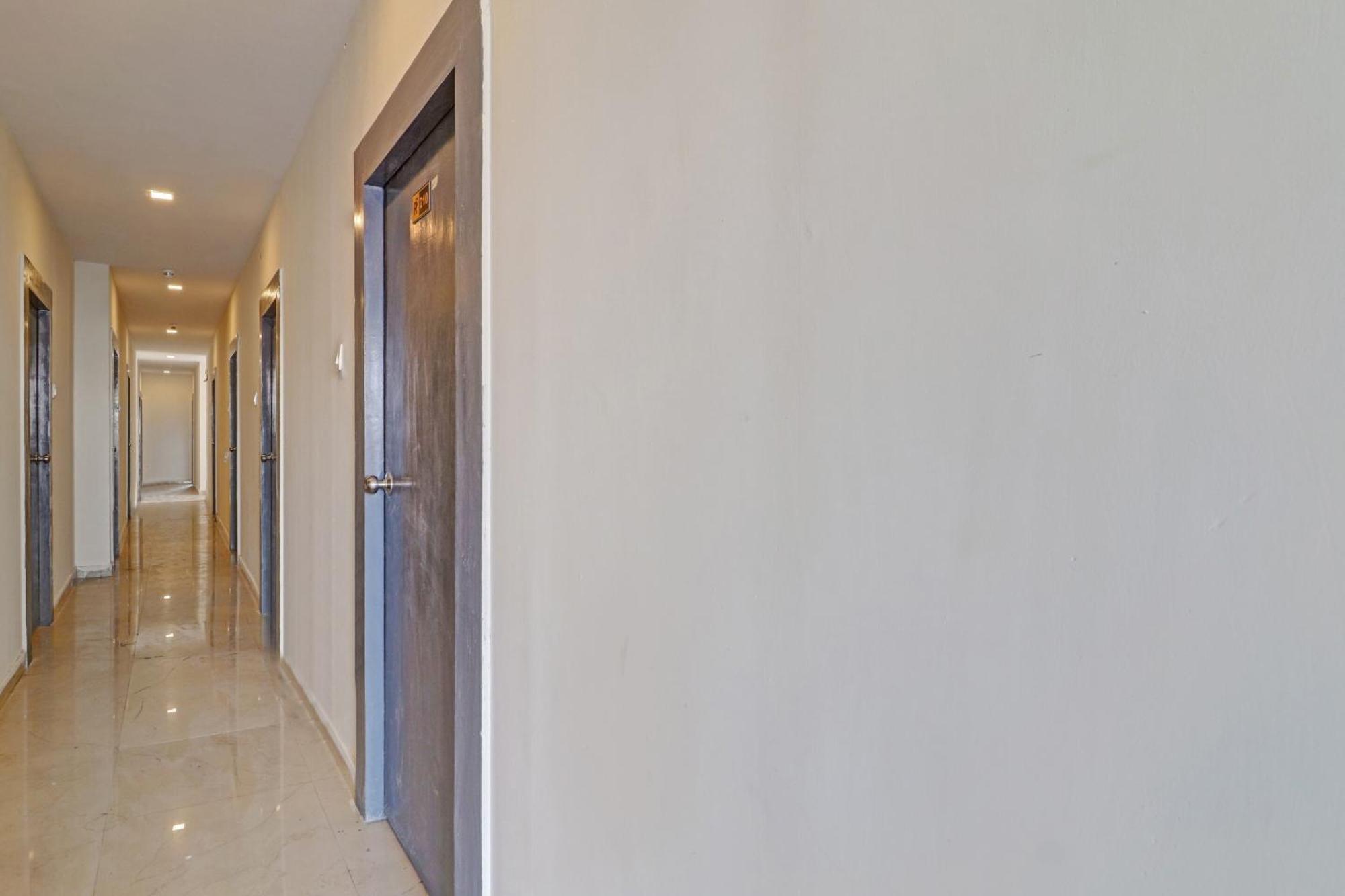 Hotel O R Square Inn Hyderabad Exterior photo