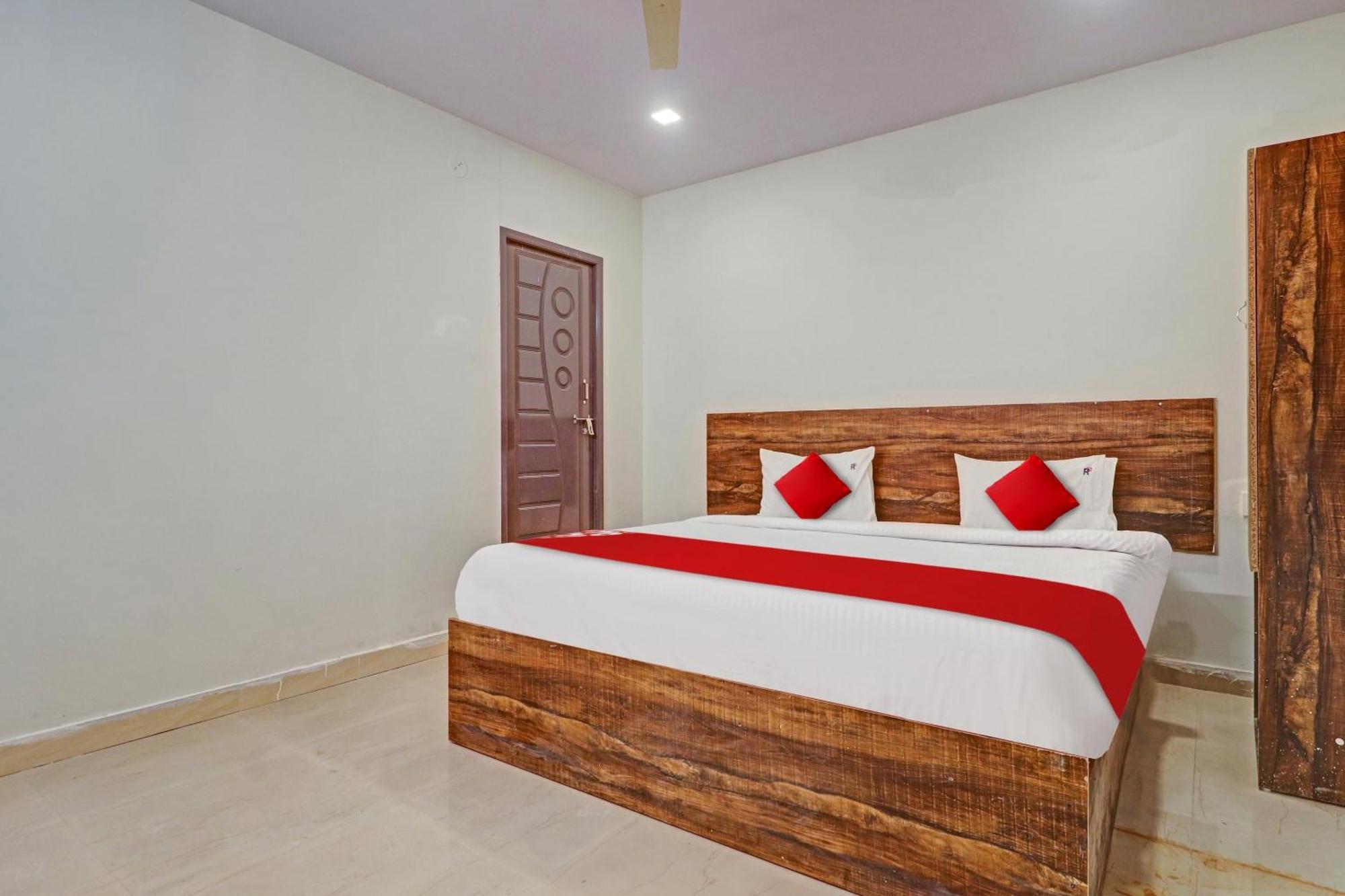 Hotel O R Square Inn Hyderabad Exterior photo
