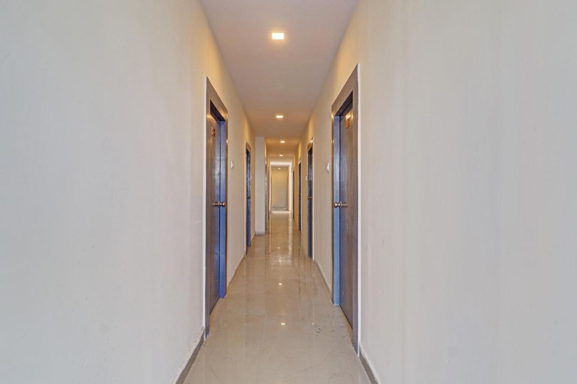 Hotel O R Square Inn Hyderabad Exterior photo
