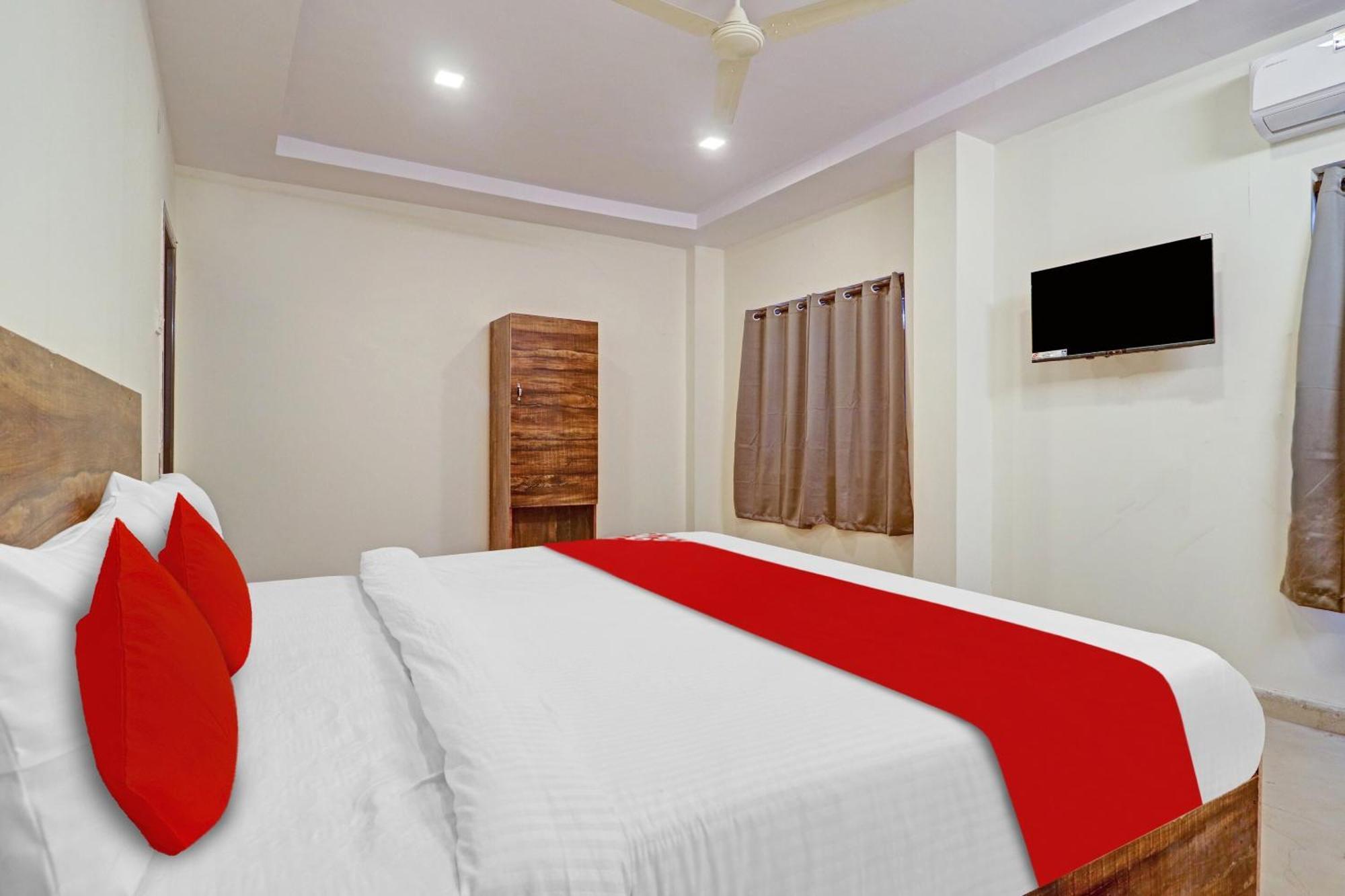Hotel O R Square Inn Hyderabad Exterior photo