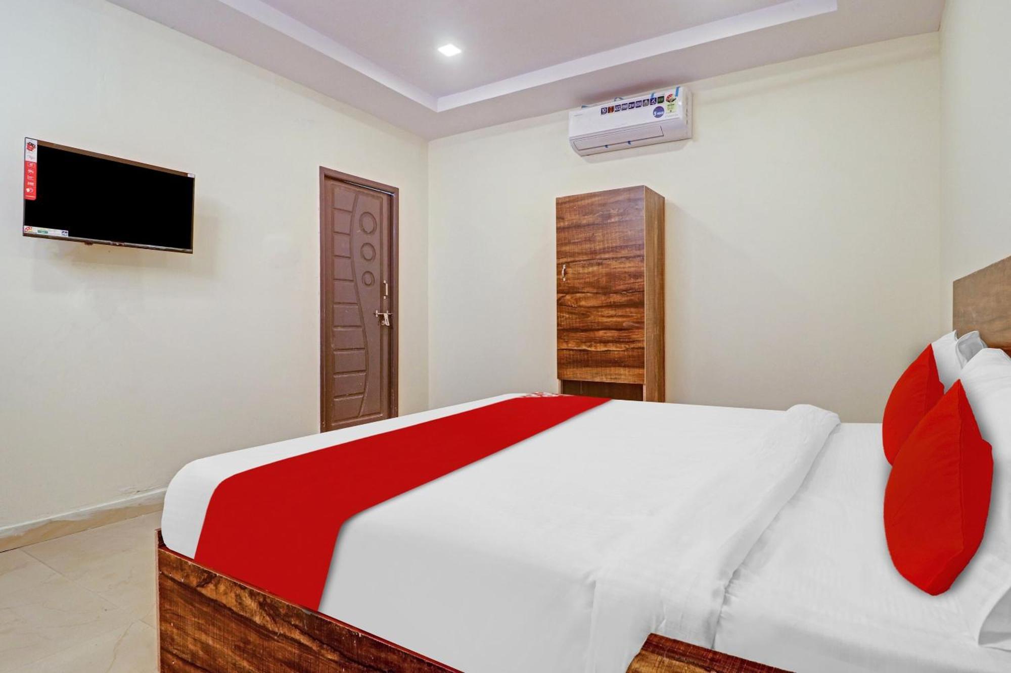 Hotel O R Square Inn Hyderabad Exterior photo